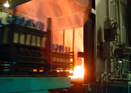 Изборът на защитни газове се определя от процеса на термична обработка